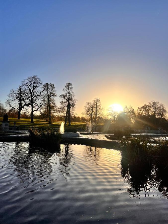 Hyde Park,3 Min Walk,Family Home! 2 Bedrooms & 2 Bathrooms Apartment! Fantastic Location London Eksteriør billede
